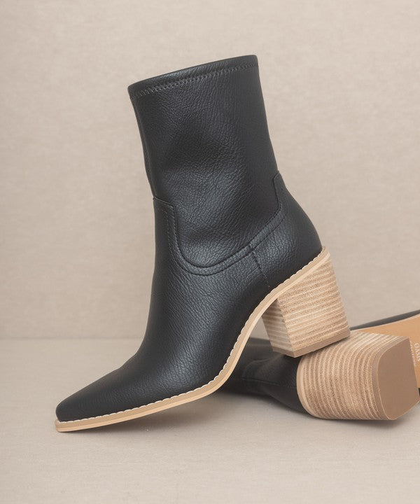 Vienna - Sleek Ankle Booties