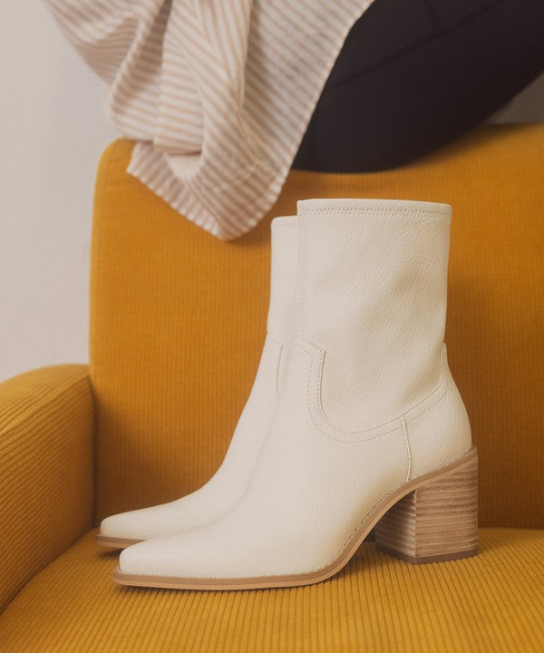 Vienna - Sleek Ankle Booties